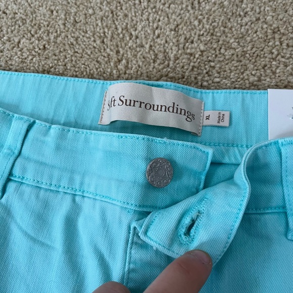 Soft Surroundings • Women’s The Ultimate Denim Shorts - Picture 3 of 9